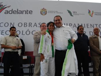 JAVIER DUARTE DE OCHOA FELICITA A LOS GANADORES DEL XX ENCUENTRO SUR-SURESTE