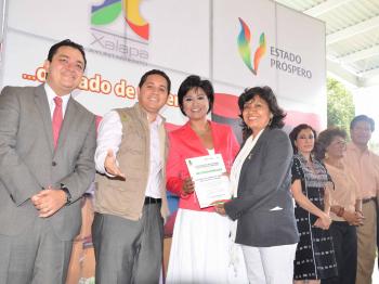 Mejora la infraestructura del plantel 35