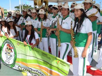 La banda Piratas en la inauguración del parque Prosperidad