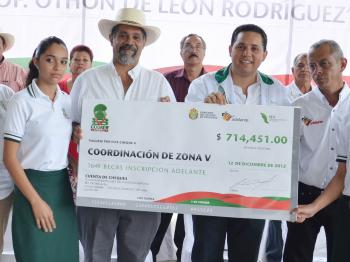 Entregan domo deportivo al plantel 40-Joachín