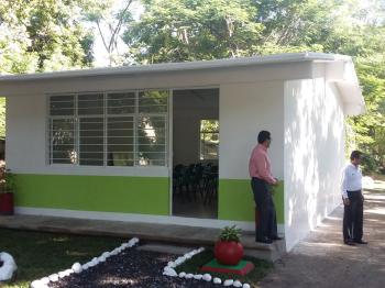 Inauguración de aula didáctica en Plantel de Jalcomulco