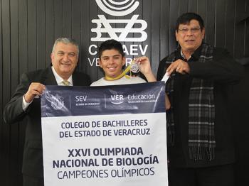 COBAEV ARRASÓ CON MEDALLERO EN OLIMPIADA DE BIOLOGÍA