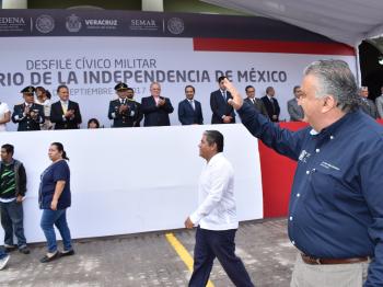 COBAEV PRESENTE EN EL DESFILE CÍVICO MILITAR DEL 207 ANIVERSARIO DE LA INDEPENDENCIA DE MÉXICO