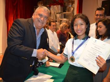 IMPRESIONANTE TRIUNFO DEL COBAEV EN OLIMPIADA Y CONCURSO DE FÍSICA DE LA UV