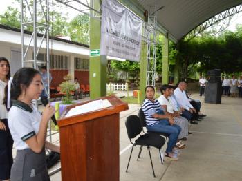 EL PLANTEL 13 PLAYA VICENTE RECIBE A AUTORIDADES DEL COBAEV