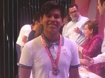 ALUMNOS DEL COBAEV GANAN MEDALLA DE BRONCE EN LA OLIMPIADA NACIONAL DE INFORMÁTICA