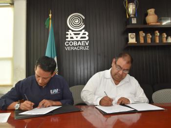 COBAEV Y EAV FIRMAN CONVENIO PARA EL OTORGAMIENTO DE BECAS ACADÉMICAS