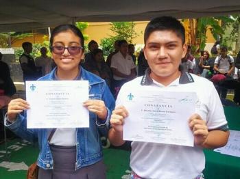 Alumnos del COBAEV, ganadores absolutos del Concurso Estatal de Física 