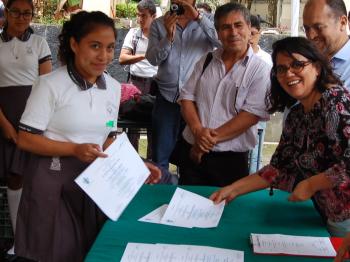 Alumnos del COBAEV, ganadores absolutos del Concurso Estatal de Física 