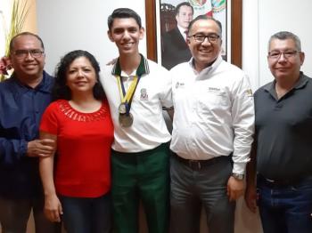 HÉCTOR JAIR, SELECCIONADO OLÍMPICO, SE REÚNE CON EL SUBSECRETARIO JORGE MIGUEL USCANGA