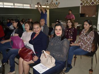 SE LLEVA A CABO CINE-DEBATE SOBRE DERECHOS HUMANOS