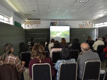 SE LLEVA A CABO CINE-DEBATE SOBRE DERECHOS HUMANOS