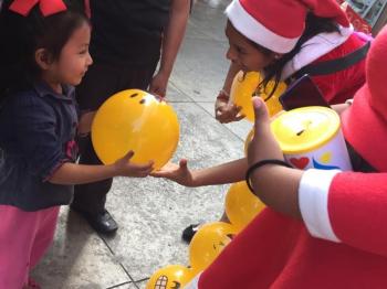 PLANTEL 32 COATZINTLA LLEVA ALEGRÍA A NIÑOS DE SU COMUNIDAD