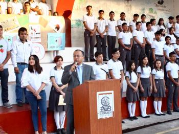 TITULAR DE LA SEMSYS VISITA EL PLANTEL 66