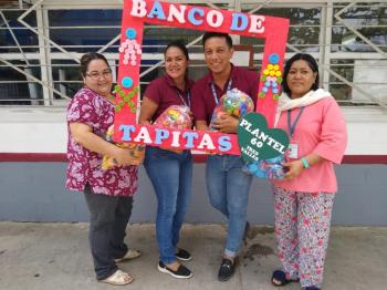 PLANTEL 60 TRES VALLES SE UNE A LA CAMPAÑA “DESTAPANDO UNA ESPERANZA”