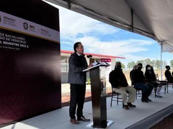 INAUGURA GOBERNADOR DE VERACRUZ EL SEMESTRE 2022-A