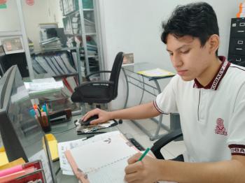 ALUMNO DEL COBAEV GANA MEDALLA DE ORO EN OLIMPIADA ESTATAL DE FÍSICA