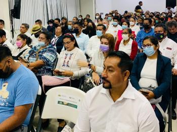 PRESENTAN EL LIBRO LA EDUCACIÓN MEDIA SUPERIOR ANTE LA NUEVA ESCUELA MEXICANA EN MINATITLÁN