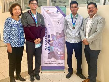RECONOCIMIENTO A ALUMNOS DEL COBAEV POR RESULTADOS EN OLIMPIADA