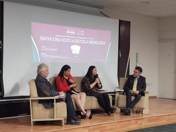 COBAEV PRESENTA LIBRO DE LA NUEVA ESCUELA MEXICANA EN SONORA