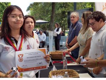 MEDALLA DE BRONCE PARA ALUMNAS DEL COBAEV EN CONCURSO NACIONAL DE FÍSICA