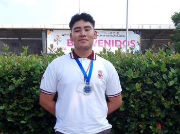 DESTACAN ALUMNOS DEL COBAEV EN OLIMPIADA ESTATAL DE BIOLOGÍA 