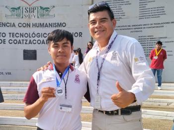 DESTACAN ALUMNOS DEL COBAEV EN OLIMPIADA ESTATAL DE BIOLOGÍA 