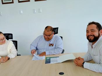 CELEBRAN CONVENIO COBAEV Y UNIVERSIDAD UO GLOBAL