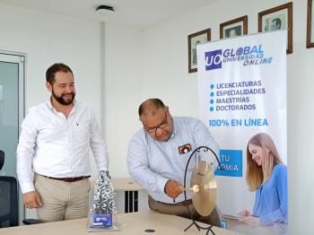 CELEBRAN CONVENIO COBAEV Y UNIVERSIDAD UO GLOBAL