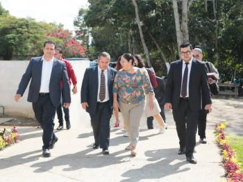 VISITA SECRETARIA DE EDUCACIÓN LAS INSTALACIONES DEL COBAEV