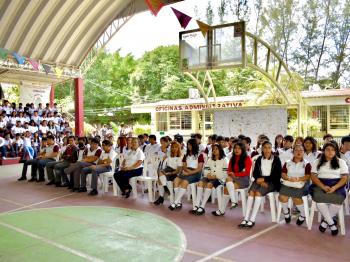 COBAEV 32 COATZINTLA INAUGURA NUEVAS AULAS 