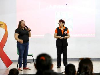 COBAEV REALIZA PLÁTICA SOBRE PREVENCIÓN DE LA VIOLENCIA DE GÉNERO