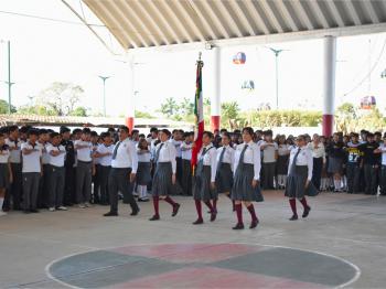 AUTORIDADES DEL COBAEV VISITAN EL PLANTEL 08 DE COSOLEACAQUE