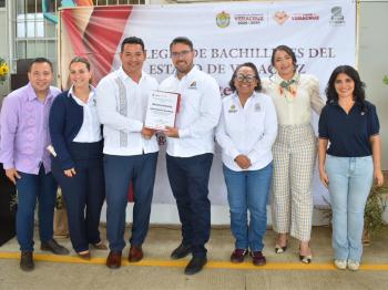 RECONOCIMIENTO A LA EXCELENCIA ACADÉMICA EN EL PLANTEL 63 DE ALVARADO