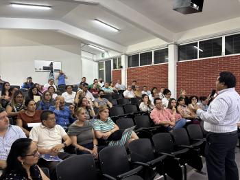 COBAEV REALIZA PLÁTICA SOBRE MASCULINIDADES Y PATERNIDAD RESPONSABLE