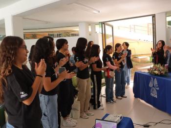 ALUMNAS DEL COBAEV PARTICIPAN EN CAMPAMENTO CIENTÍFICO